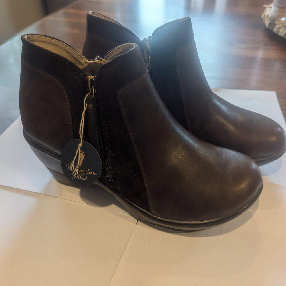 Jambu Brown ankle Boots, SizNew, Never Worn, Wi - Extremely comfortable,